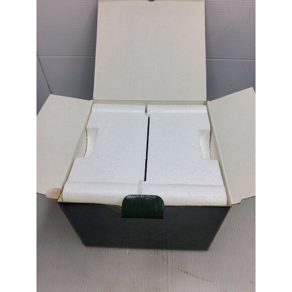 vintage thomas kinkade lighted cottage collection "a quite evening" - Picture 4 of 4